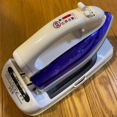 National スチームアイロンの画像