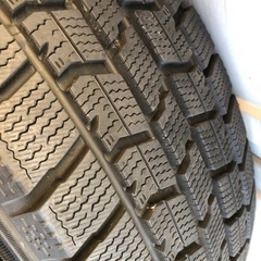2024年175/60r16スタッドレスの画像
