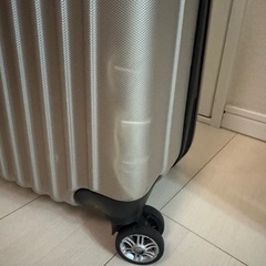 スーツケースの画像