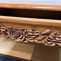 洒落たローテーブルの画像