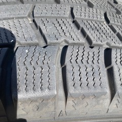 スタッドレスタイヤ　195/65R15 の画像