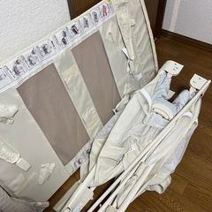 西松屋　ベビーベッドの画像