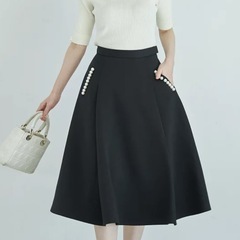 tocco closetのパール付きプレアタックスカートです☺️の画像