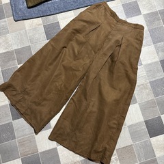 ⑥レディースパンツ、スカートの画像