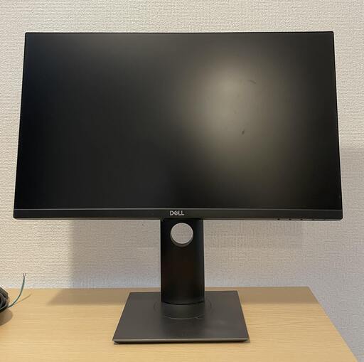 Dell P2319H (23 inches 1920 x 1080) IPS モニター  + desk mount arm