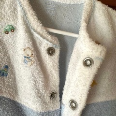 【美品】ファミリア　ロンパースの画像