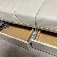 ソファー（2人掛け）の画像