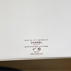 シャネル　ノベルティ新品チェーン付きポーチ 箱付きの画像