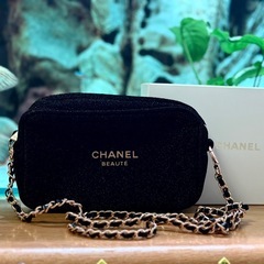 シャネル　ノベルティ新品チェーン付きポーチ 箱付きの画像