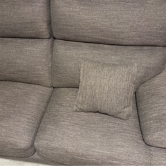 ニトリ　三人掛けソファ　の画像