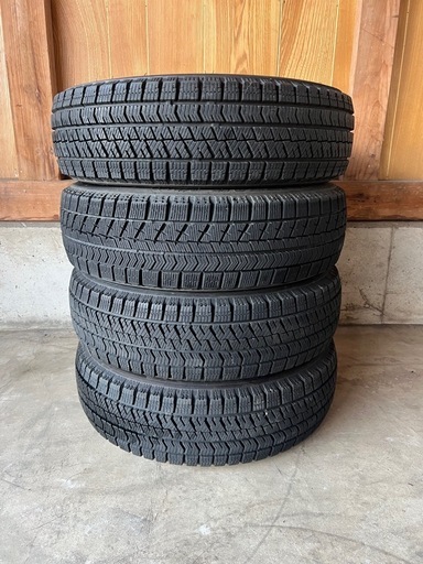 中古スタッドレスタイヤ155/65R14 75Q 組み換え無料