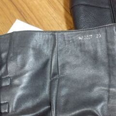 ◆【美品】《婦人用ブーツ》②　　※〔日本製〕　　●サイズ/２３cm,　●素材/不明(皮革製と思いますが、見極め付かず)の画像