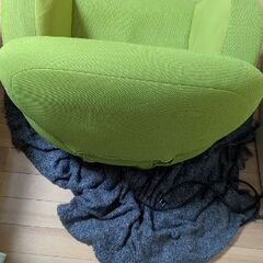 座って使うマッサージ機の画像