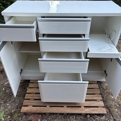 💥福岡市東区配送設置無料🌈 NITORI　ニトリ　キッチンカウンター（クリスナ 120CT WH)　キッチンボードの画像