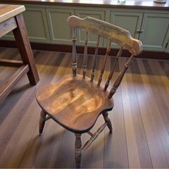 キツツキマークキツツキ椅子チェア飛騨産業の画像