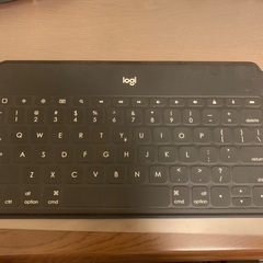 Rog Xbox ally x 144hz ポータブルモニター　ロジクールキーボードの画像