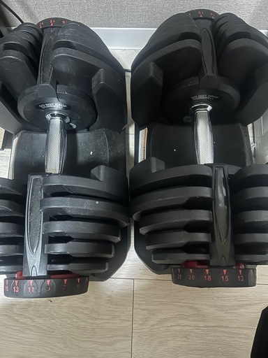 今日取りに来れる方限定7千円でお譲りします、可変式ダンベル