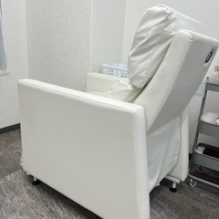 【美品】(2台あり)早いもの勝ち！サロンチェアの画像