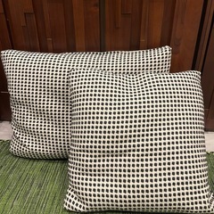 UNICOフェザー、ソファークッションの画像