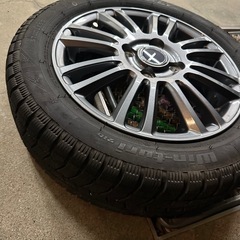 値段交渉🉑【早い者勝ち🉐】スタッドレスタイヤ2024年製の画像