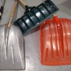 除雪スコップ　雪かき　アルミスコップ　ポリカーボ　シャベル　※別途スノーダンプの画像