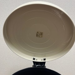 蓋付き　足踏み　ゴミ箱の画像