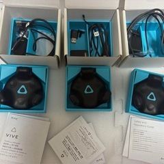 HTC VIVE  トラッカー3個セットの画像