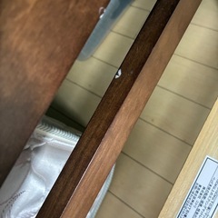 木、シングルベッドの画像