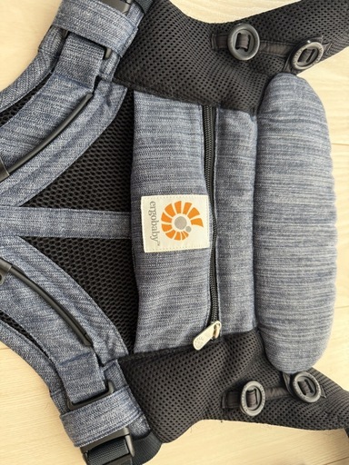 美品 エルゴ オムニ360