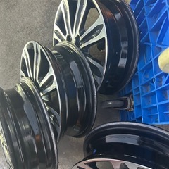 ダイハツ　カスタム車　純正15インチタイヤ
ホイール　の画像