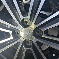 ダイハツ　カスタム車　純正15インチタイヤ
ホイール　の画像