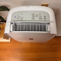 SHARP 除湿機 CV-R71-W 2024年製 清掃済 プラズマクラスターの画像