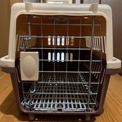 小型犬キャリアの画像