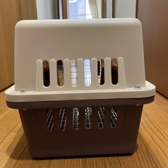 小型犬キャリアの画像