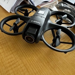 新品未使用 ミニドローン D16 リモートID不要の画像