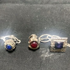 石付きネクタイピンの画像