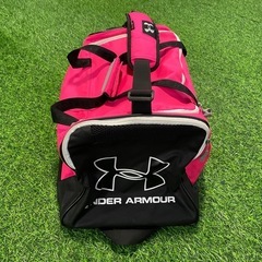 アンダーアーマー ボストンバッグ スポーツバッグ ピンクの画像