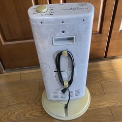 遠赤外線ヒーター　YAMAZEN　KES-1200D　無料　引取り可能な方の画像