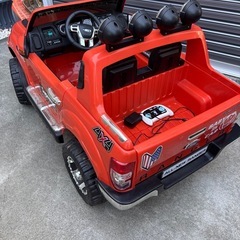フォード Ranger 電動乗用ラジコンカーの画像