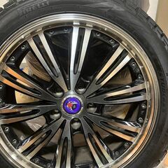 アルミホイール付きスタッドレスタイヤセット４本の画像