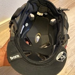 bern キッズヘルメットの画像