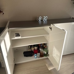 ステンレス天板 キャビネット
の画像