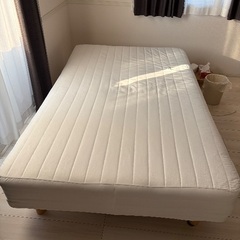 無印良品　脚付マットレス　セミダブルの画像