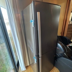 冷蔵庫　
差し上げますの画像