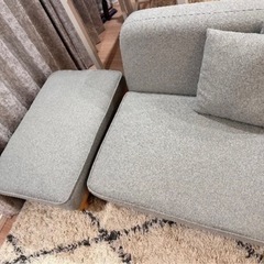 オットマン付き2人掛けソファの画像