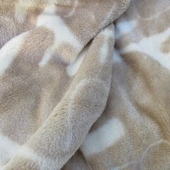 ユニクロ　ヒートテック毛布　ゾウさん柄　200x180cm  ベージュ系の画像