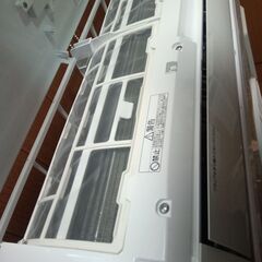 安心の電気工事士がお伺い致します！ぽかぽか暖房♪大型3.6ｋ12畳用！広いリビングなど！基本機能充実♪取り付け工事付き！取外し工事無料！保証付き！配送込み♪エリア限定の画像