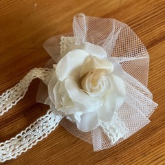 ⭕️オフホワイトのコサージュ★2個セットの画像