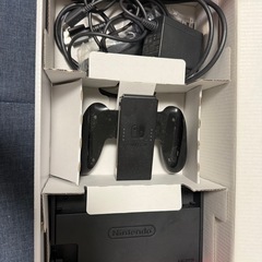 17日まで！　任天堂　Switch 本体　HORIコントローラー付　ニンテンドー　すいっちスイッチの画像