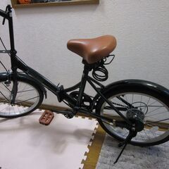 シマノ社製６段変速機付　折りたたみ自転車（２０インチ）です。の画像
